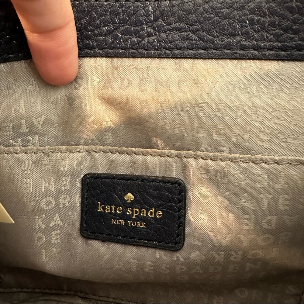 Kate Spade Astor Court Naomi Leather Crossbody Bag WKRU2291 Navy Blue and Gold - Picture 6 of 12